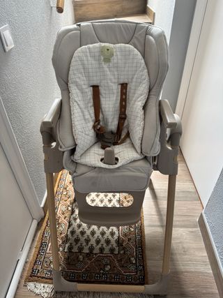 Trona Jane Mila beige plegable