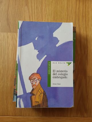 El misterio del colegio embrujado  Y otros...