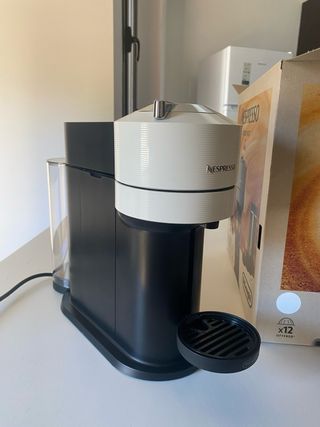 Cafetera Nespresso Vertuo Next