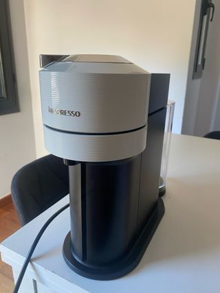 Cafetera Nespresso Vertuo Next