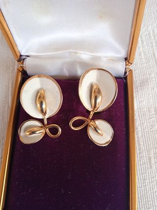 Pendientes vintage: 4 pares dorados y turquesa