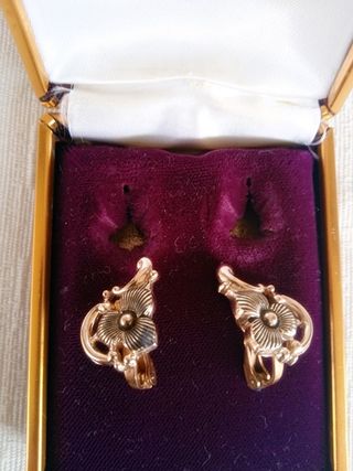Pendientes vintage: 4 pares dorados y turquesa