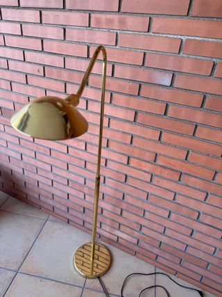 Lámpara pie latón dorado vintage aplique