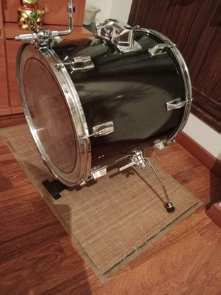 Bombo de 16" negro

