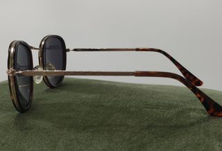 Gafas de sol redondas marrón-doradas