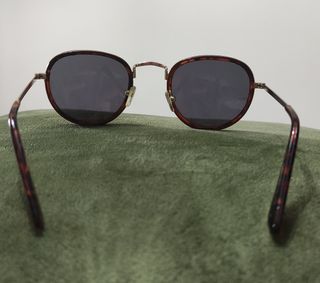 Gafas de sol redondas marrón-doradas