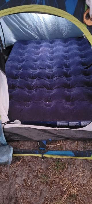 Tienda Quechua 2 segundos más muchas cosas