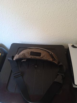 Riñonera marrón Baby Yoda