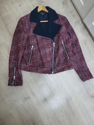 Chaqueta tweed roja y azul