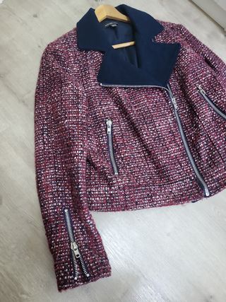 Chaqueta tweed roja y azul