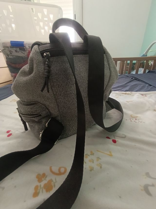 Mochila gris - Bolso pequeño