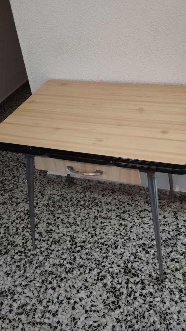 Mesa vintage cocina - Madera y metal