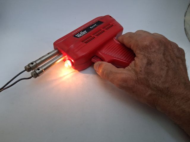 Soldador Weller 100E/C - 120/220V