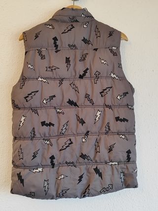 Chaleco Benetton gris - con capucha