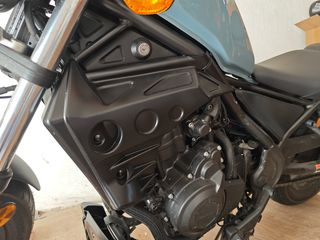 Honda Rebel 500 - vendo o cambio