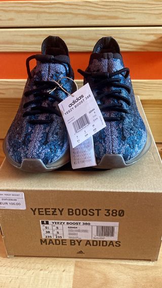 Adidas Yeezy Boost 380 - Talla 38