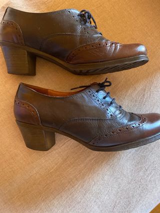 Zapatos clásicos cordones mujer