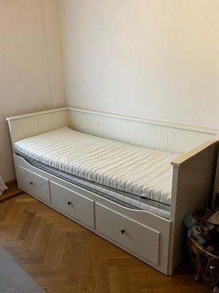 Diván HEMNES blanco - 3 cajones