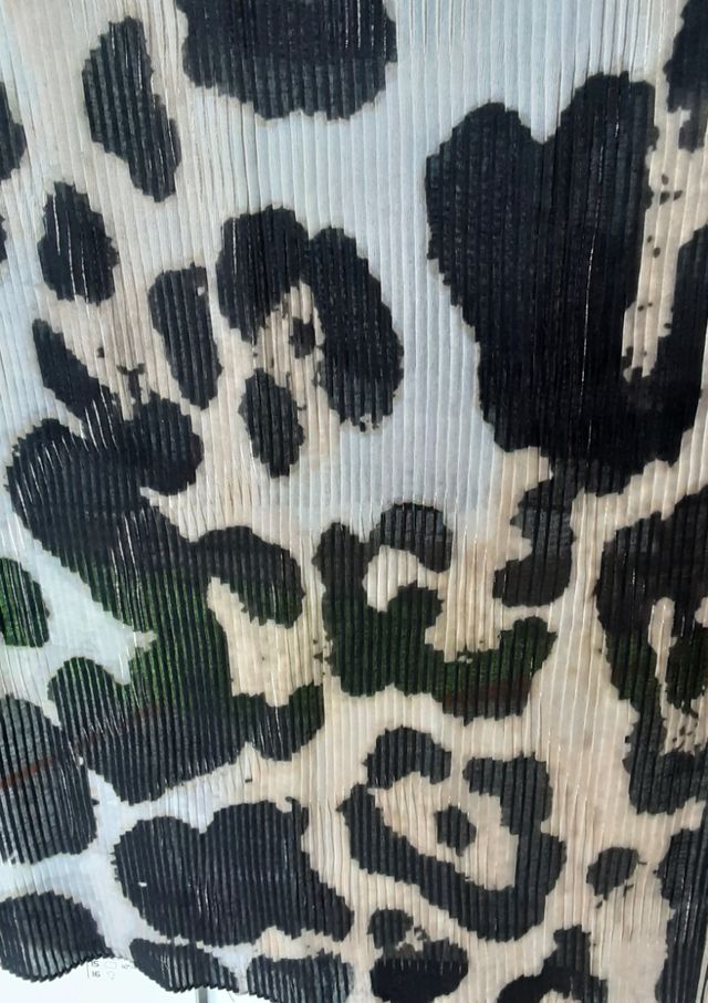 Sciarpa pieghettata con stampa animalier