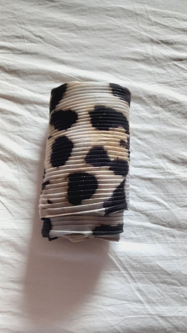 Sciarpa pieghettata con stampa animalier