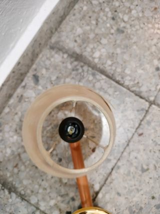 Lámpara dormitorio juvenil madera