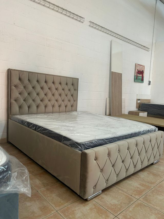Cama De Matrimonio NUEVA + Cabecero