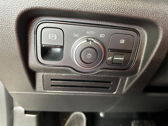 MERCEDES-BENZ Clase T 180 d