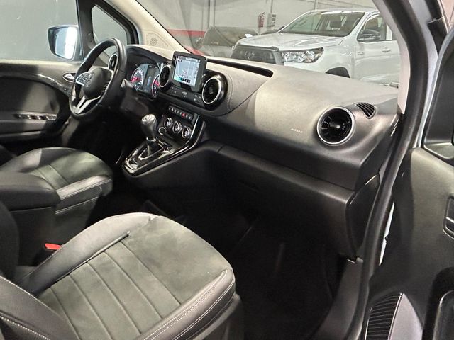 MERCEDES-BENZ Clase T 180 d