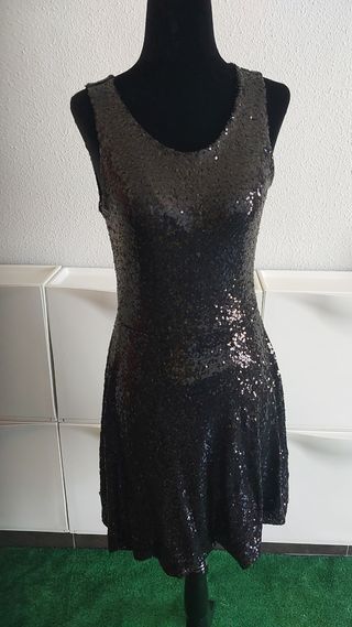Vestido negro lentejuelas