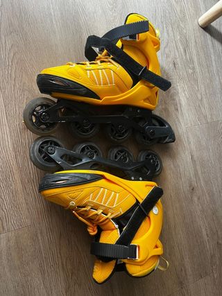 Patines línea amarillos.