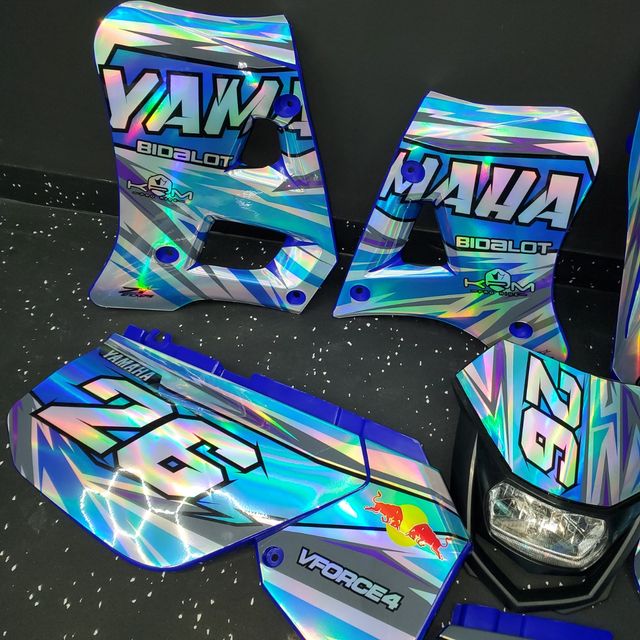 Kit Plásticos Yamaha DT 125 - Adesivos Holográfico