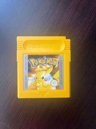 Pokémon Pikachu Game Boy