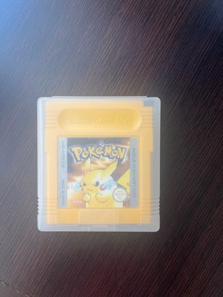 Pokémon Pikachu Game Boy