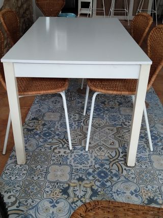 Mesa blanca Ikea - Comedor