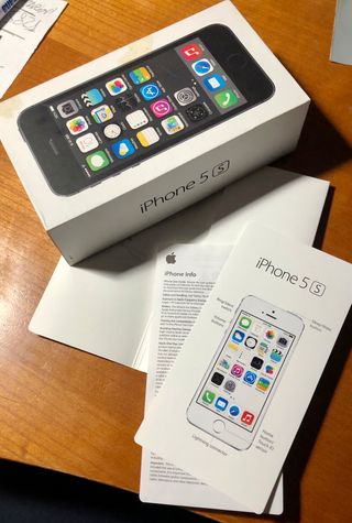 iPhone 5S - 16 GB - Argento e Nero a Palermo