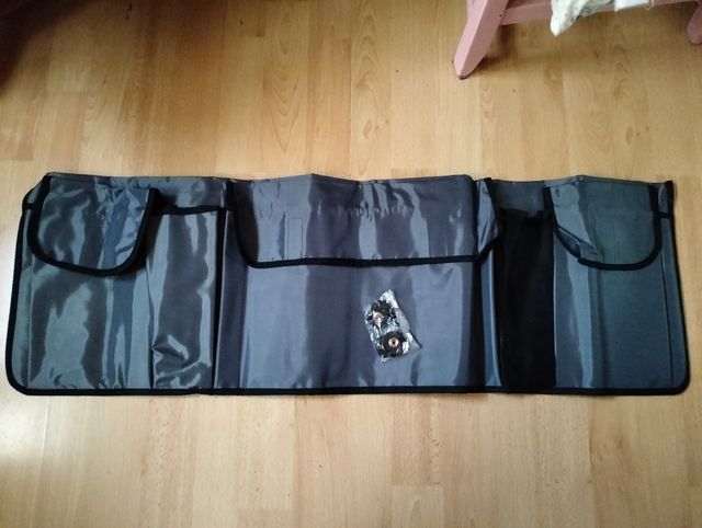 Triángulos emergencia coche