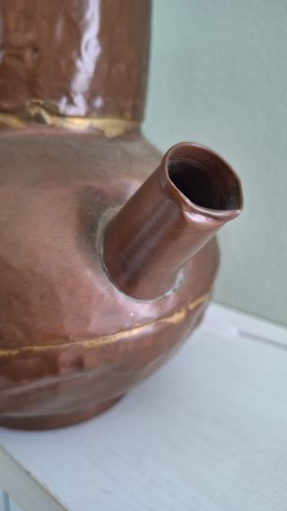 Brocca in rame antica