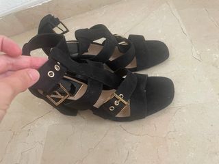 Sandalias tacón negro mujer