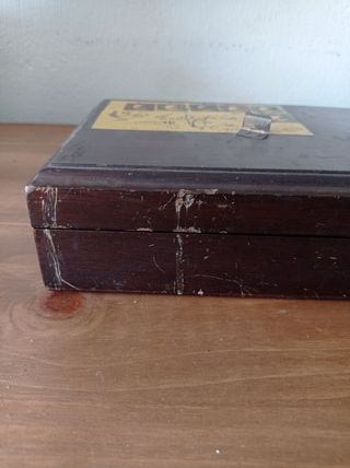 Caja madera antigua sellos