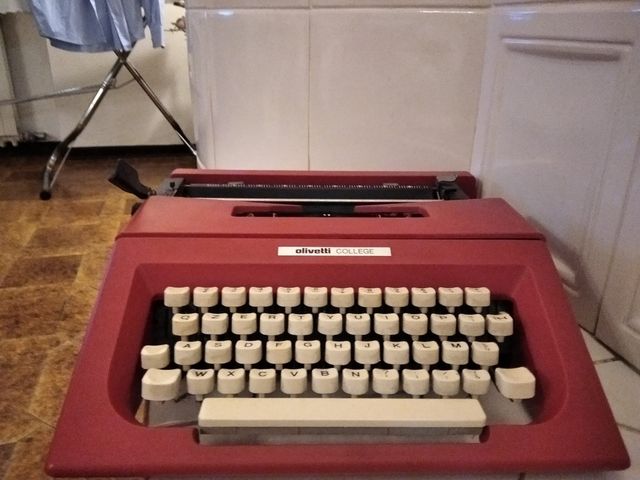 Olivetti College: Macchina da scrivere vintage