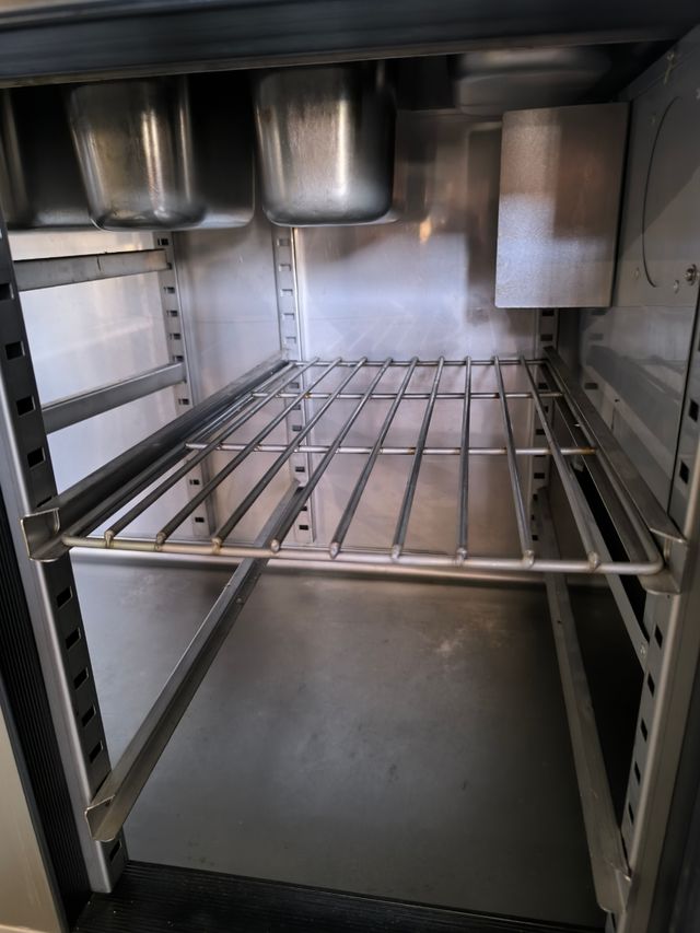 Mesa fría ingredientes - 11 cubetas.