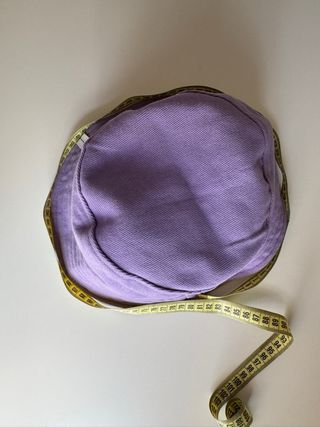 Sombrero WWF - Amarillo y Morado