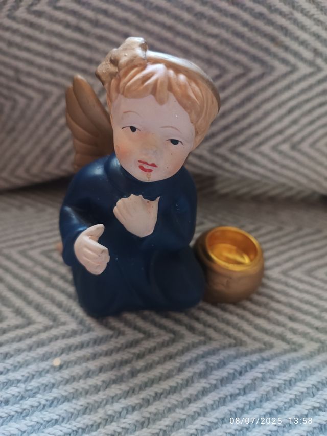 Angel portavelas azul y dorado