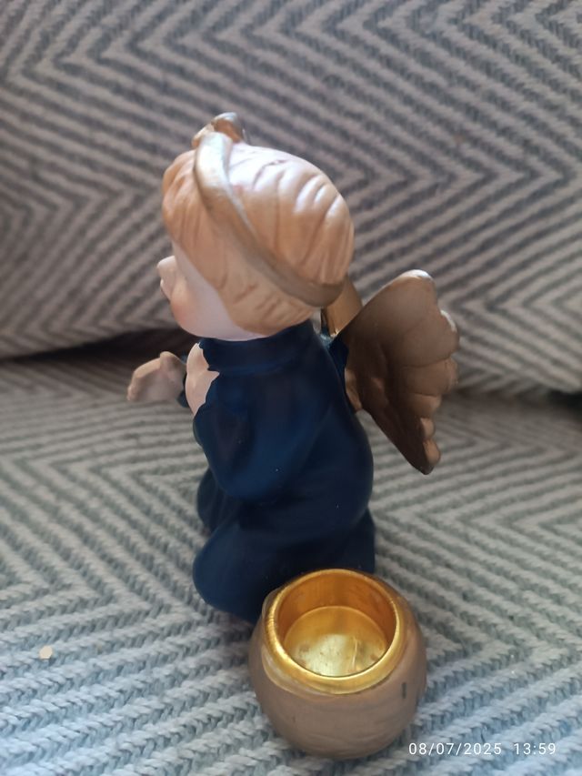 Angel portavelas azul y dorado