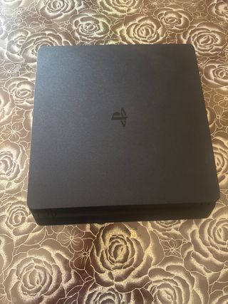 PS4 (PlayStation 4) normal+ 2 mandos + 3 juegos