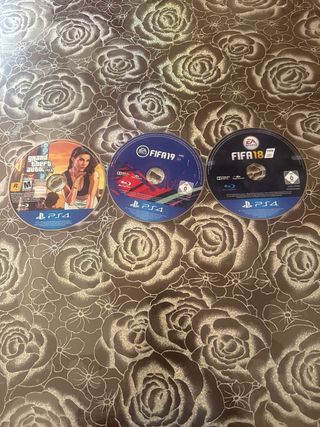PS4 (PlayStation 4) normal+ 2 mandos + 3 juegos