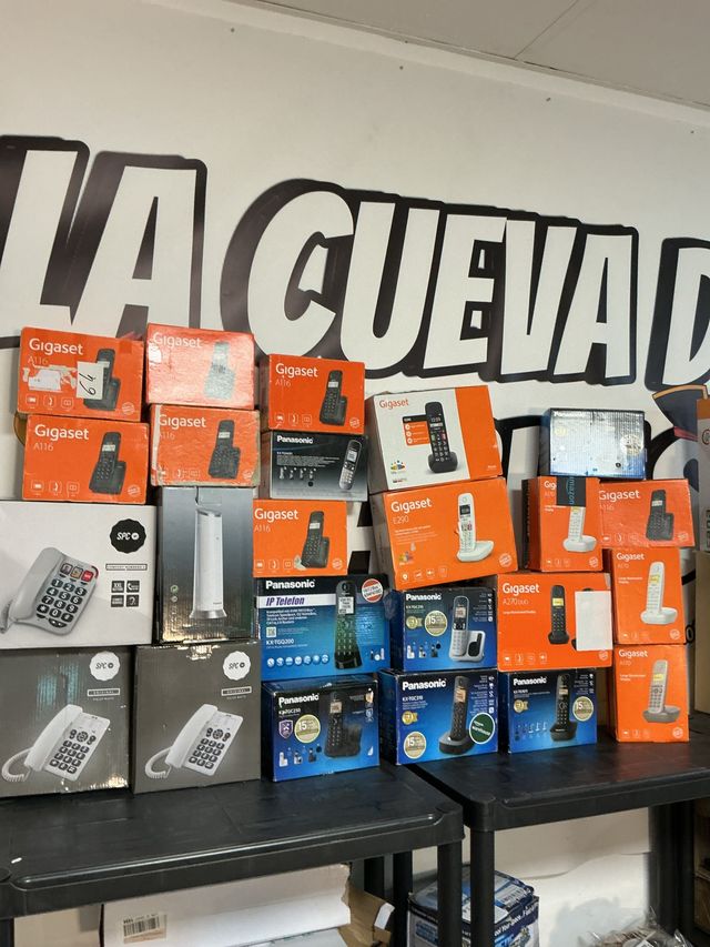 Teléfonos fijos Gigaset & Panasonic 24 unidades