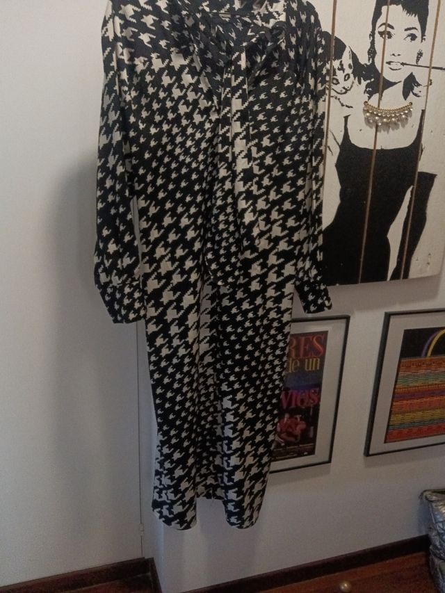 Vestido blanco y negro