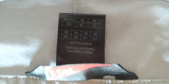 Pantaloncini Millet taglia S - beige/grigio montone