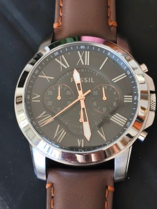 FOSSIL FS4813 – Estilo clásico, correa cuero